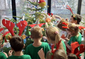 Ubieramy naszą choinkę.