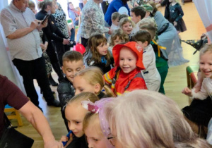 "Przeciąganie liny"