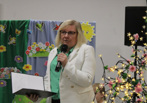 Pani Renata podsumowuje dzisiejszą uroczystość.