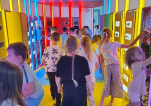 Tunel interaktywny i zabawy.
